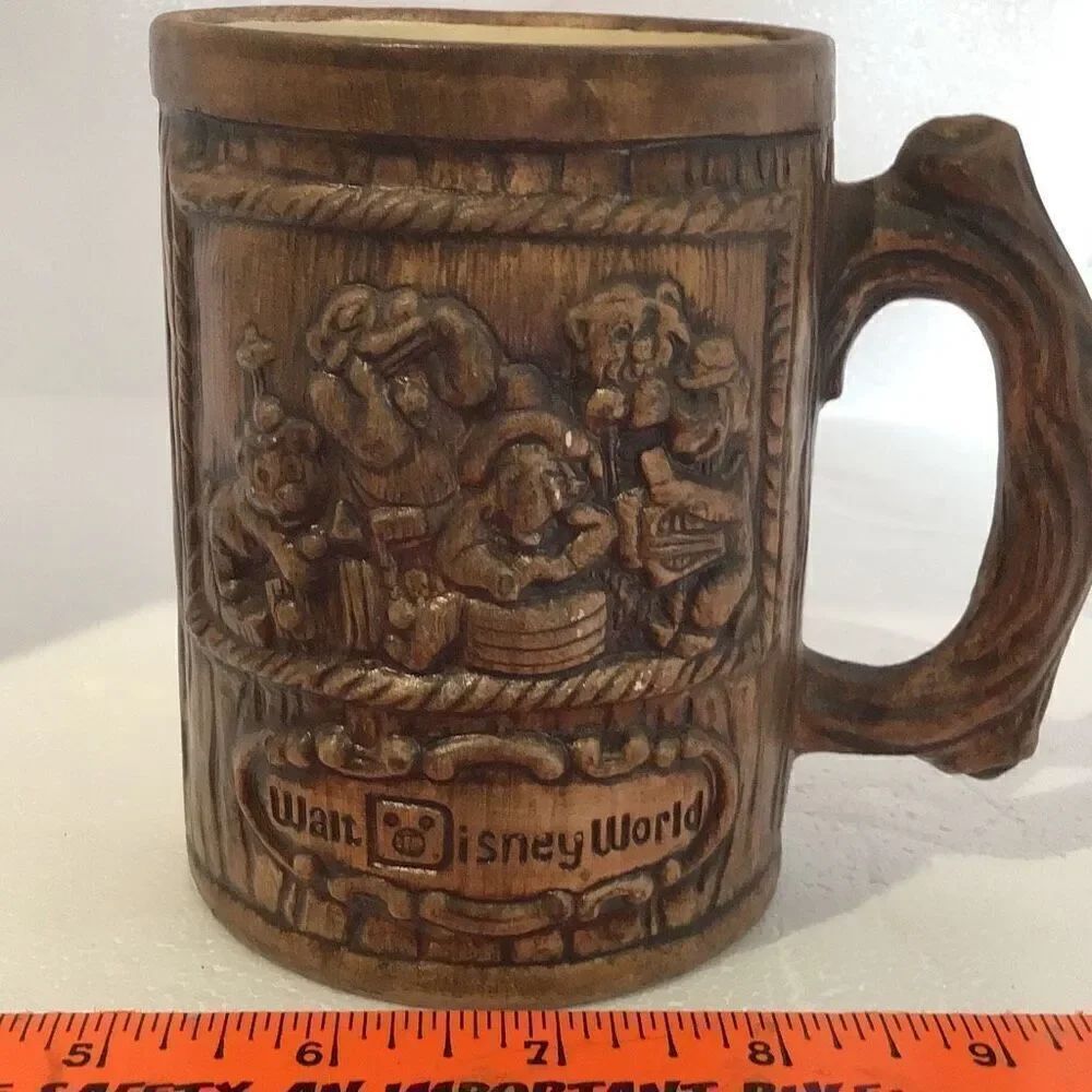 Vintage Walt Disney world productions, country beer mug 1970s